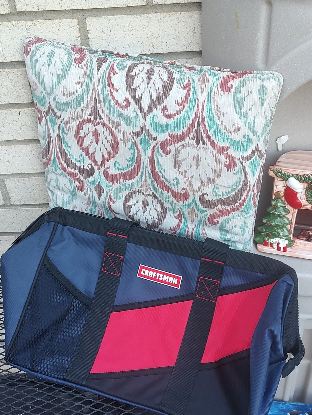 Craftsman Men's Carry Bag in Navy Blue and Red